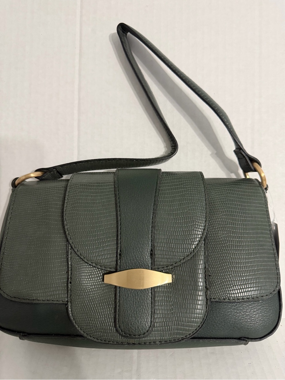 Time and Tru Olive Green Textured Shoulder Bag with Gold Accent